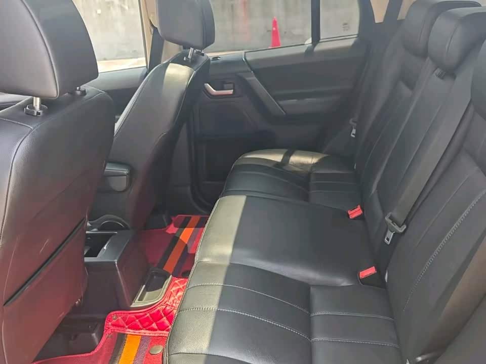 Land Rover Freelander 2