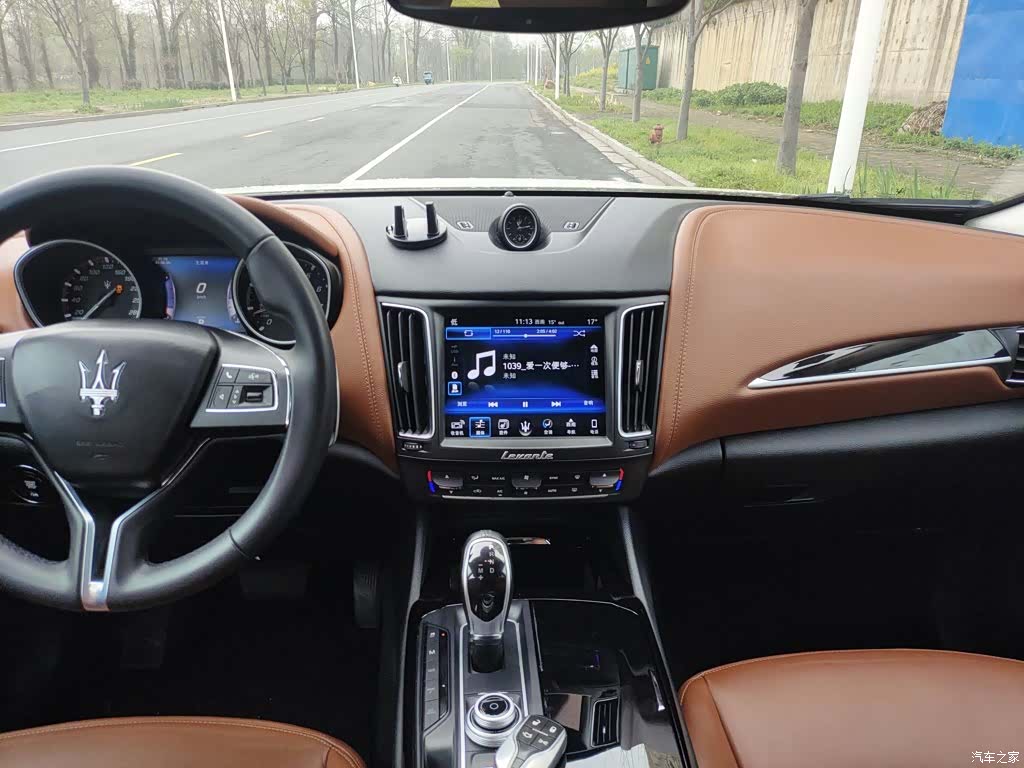 Maserati Levante, 2017 10
