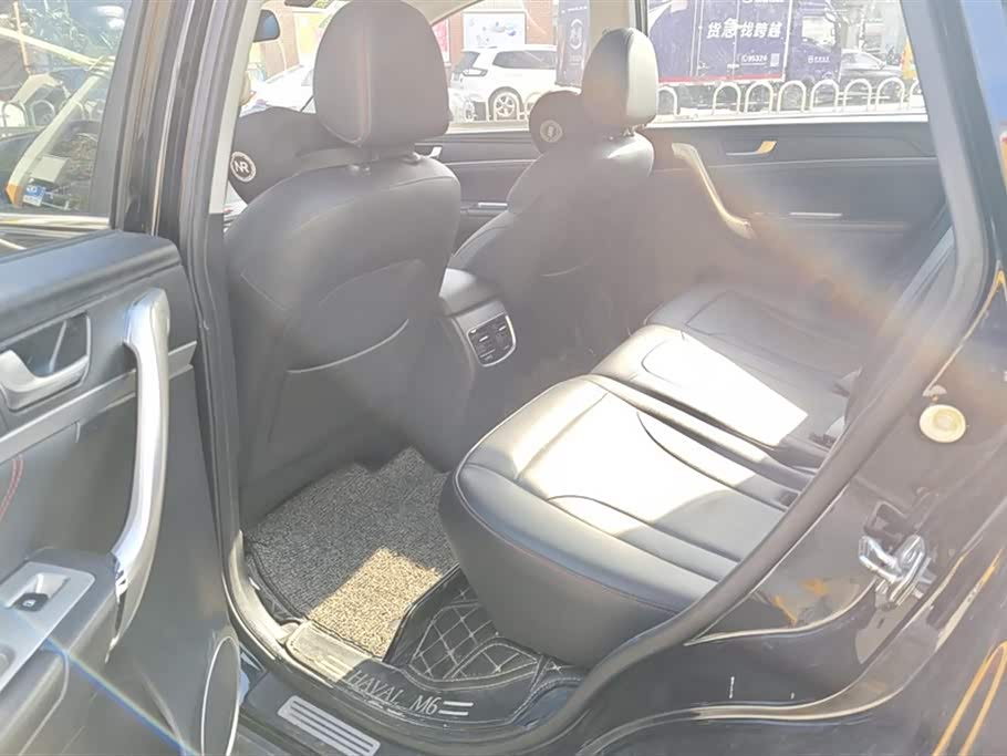 Haval M6