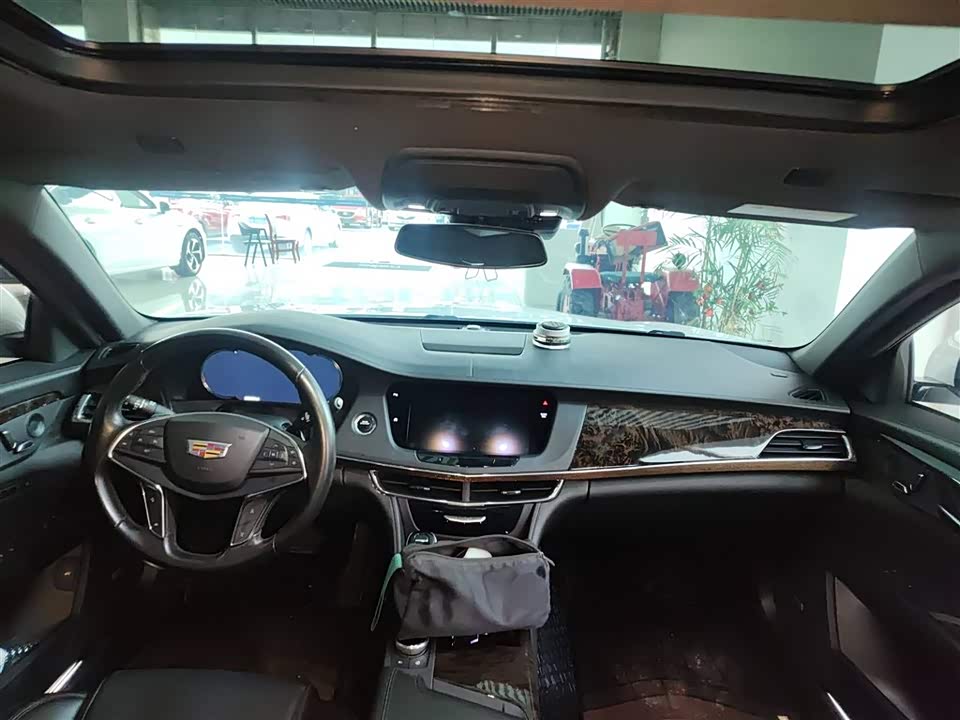 Cadillac CT6