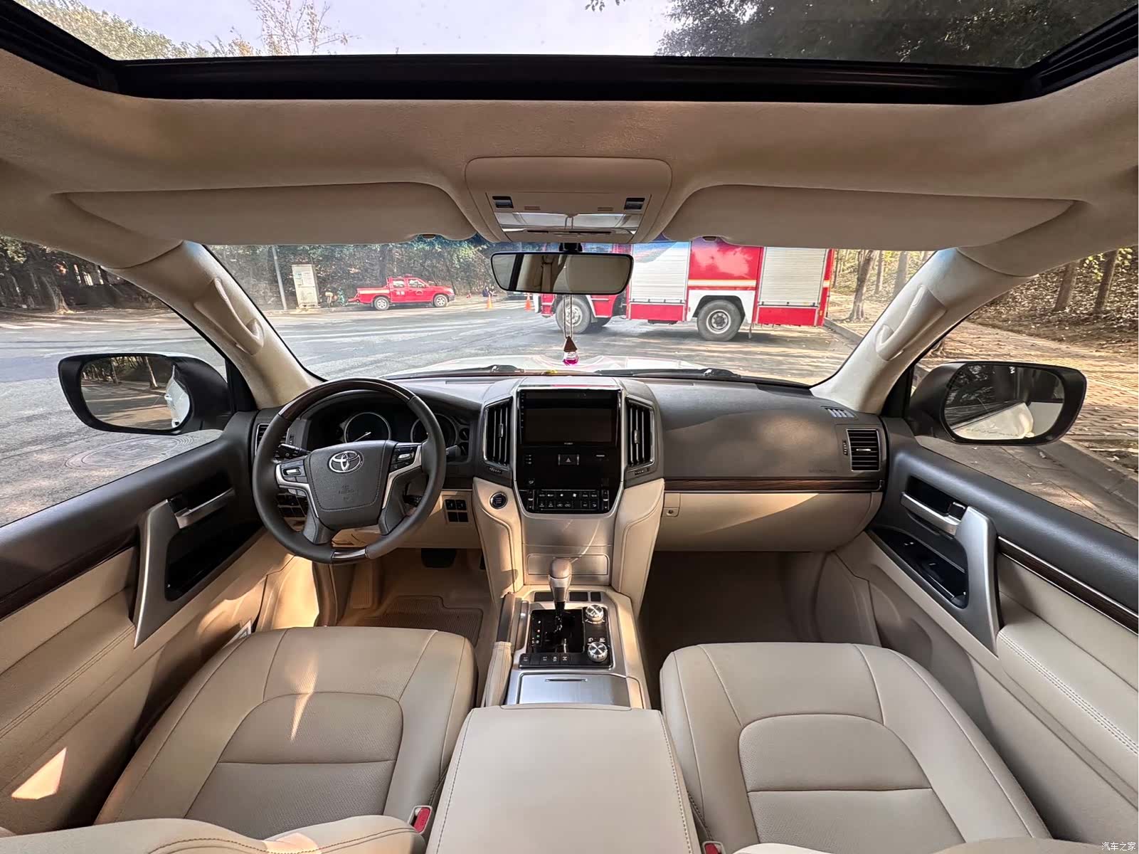 Toyota Land Cruiser, 2020 все фото