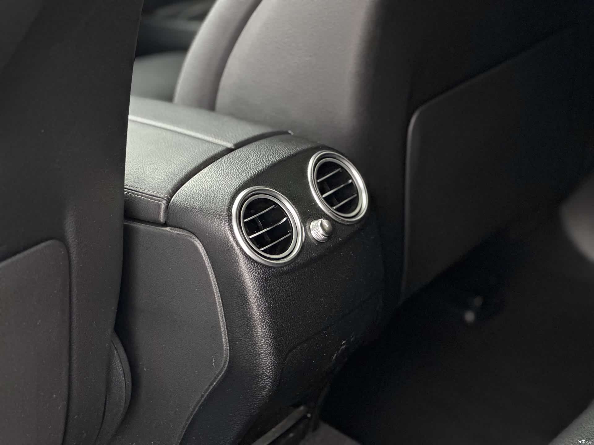 Mercedes-Benz GLC, 2019 12
