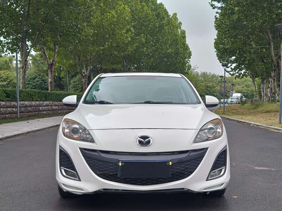 Mazda 3 star Cheng