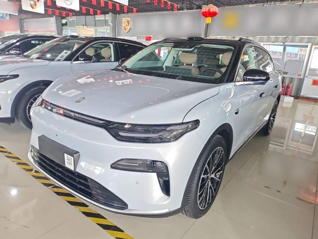 Leapmotor C11