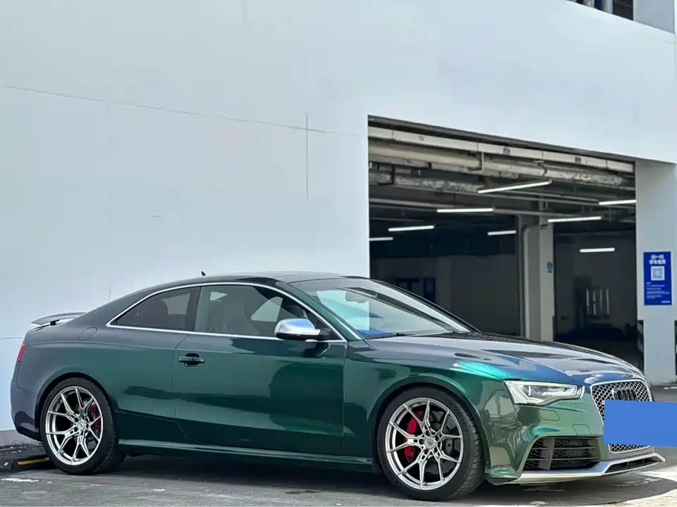 Audi RS 5 Audi RS 5