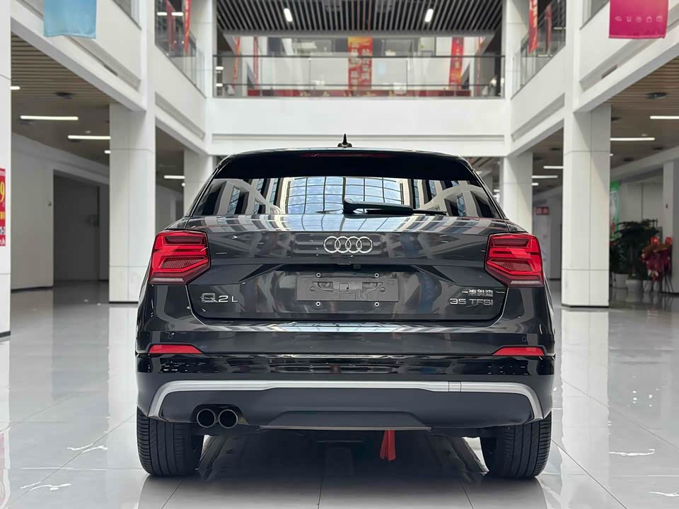 Audi Q2L Audi Q2L