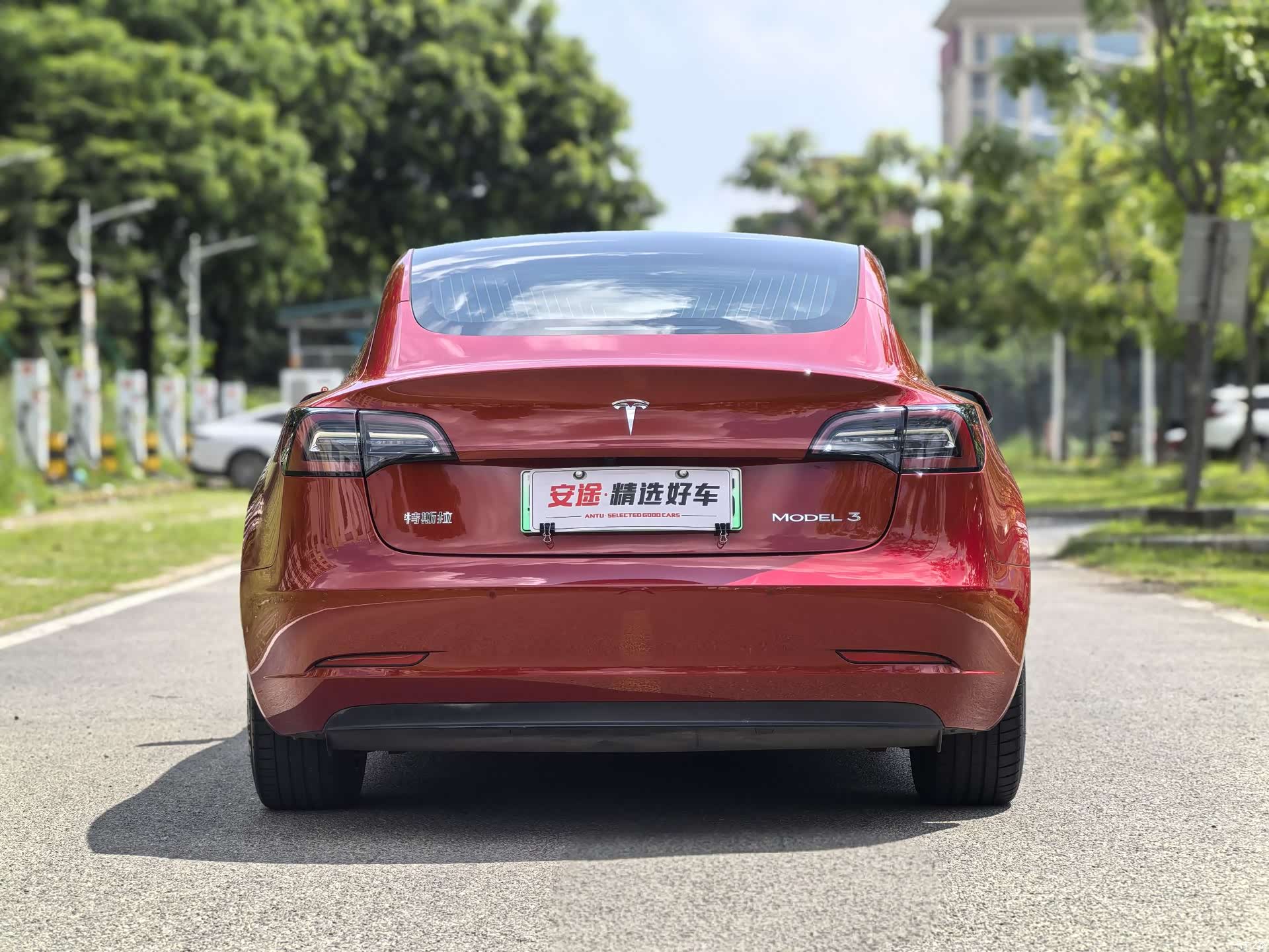 Tesla Model 3, 2020 4