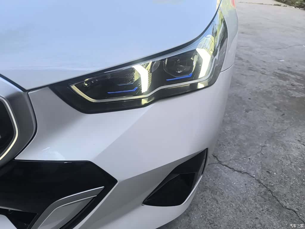 BMW 5 Series, 2024 24