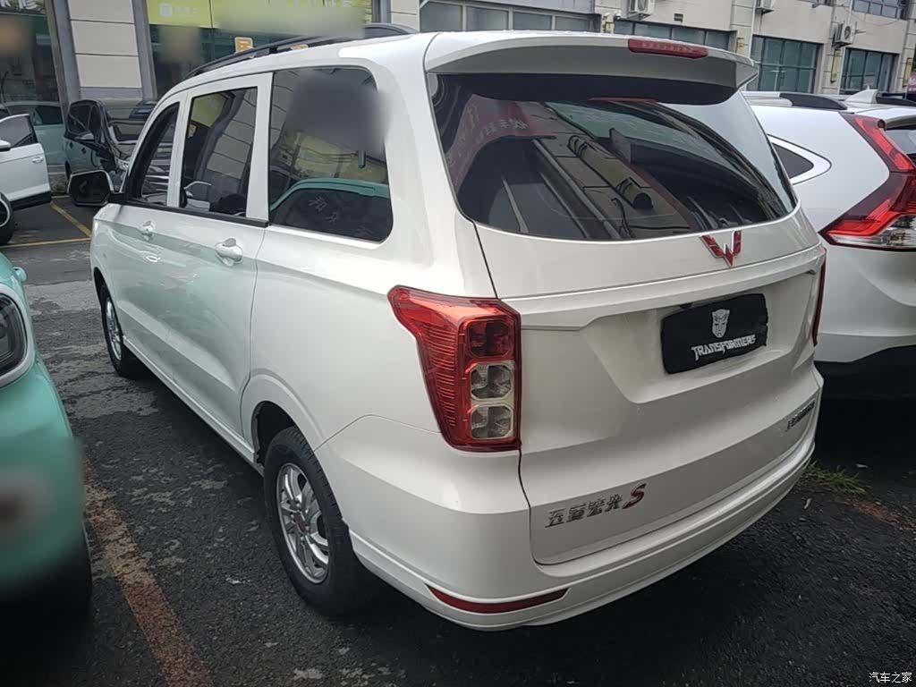Wuling Hongguang, 2024 все фото