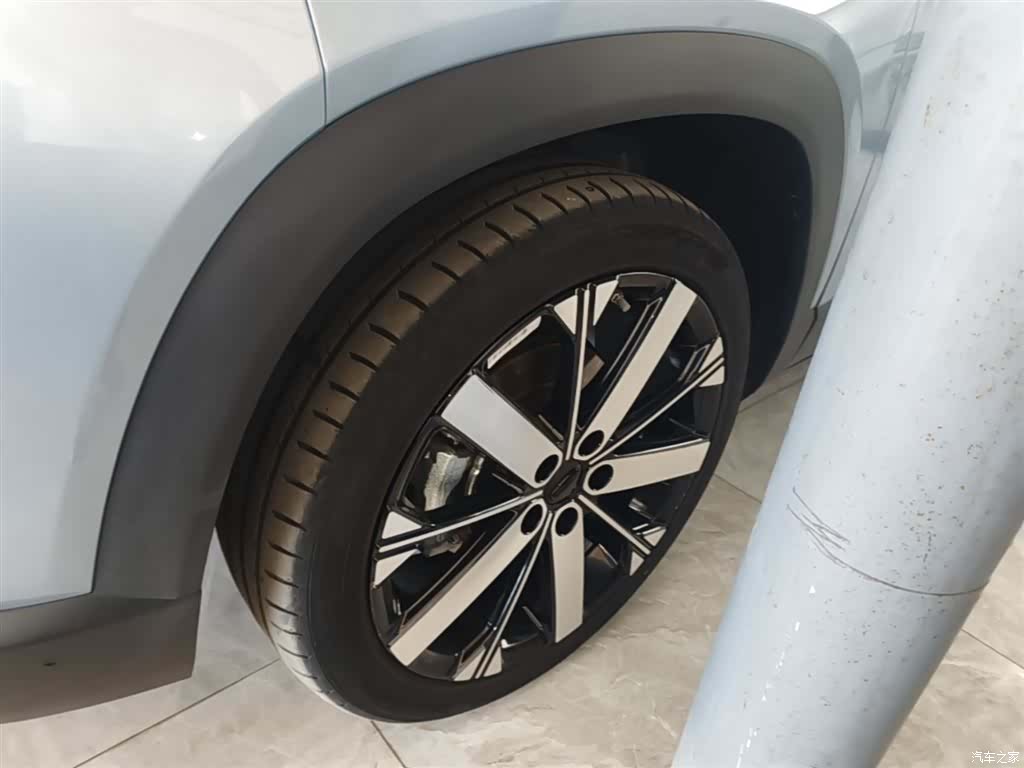 Geely Icon, 2023 23
