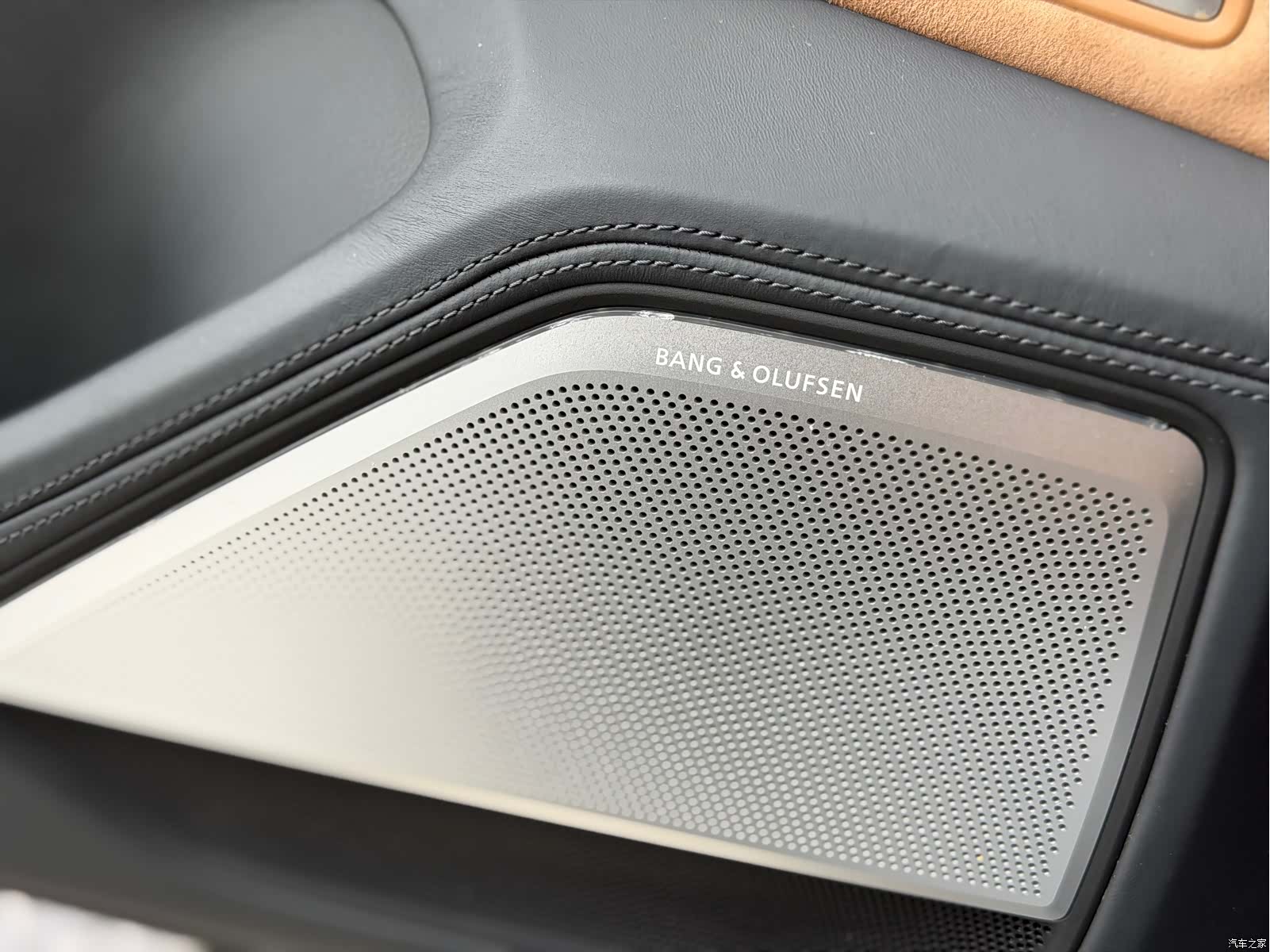 Audi A8L, 2021 23