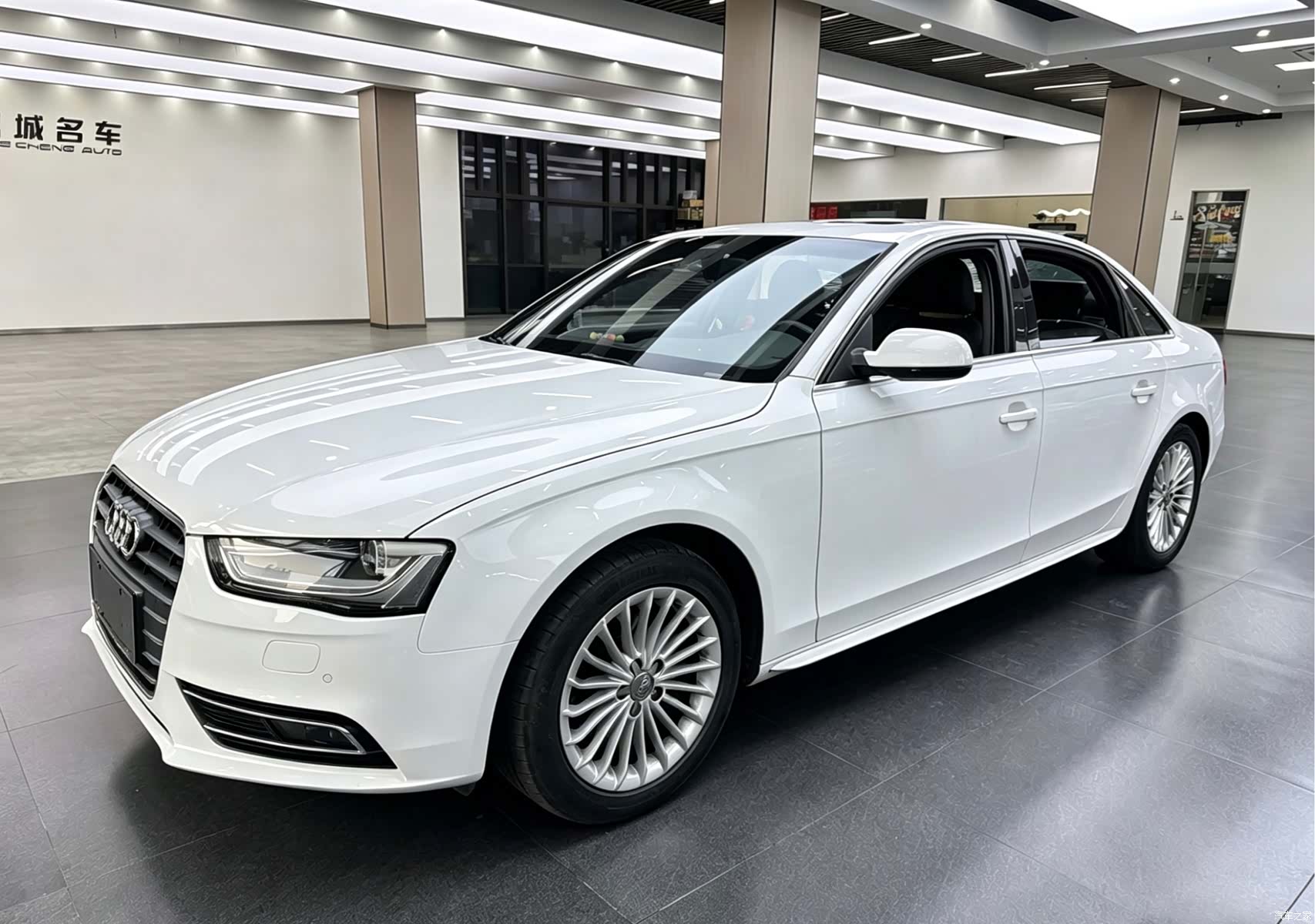 Audi A4L, 2015 1