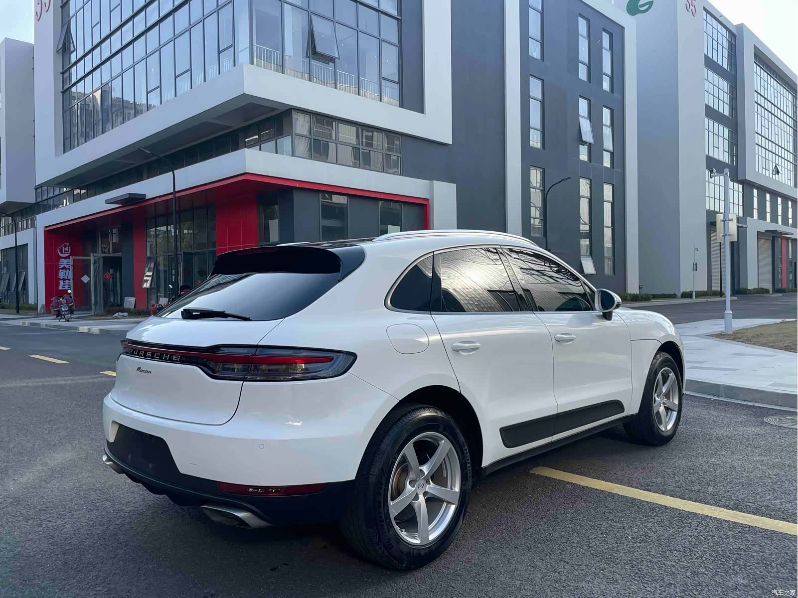 Porsche Macan, 2021 4