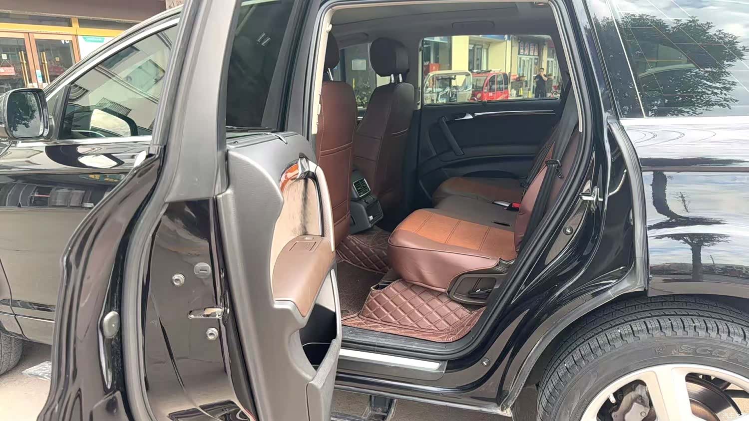 Audi Q7, 2014 4