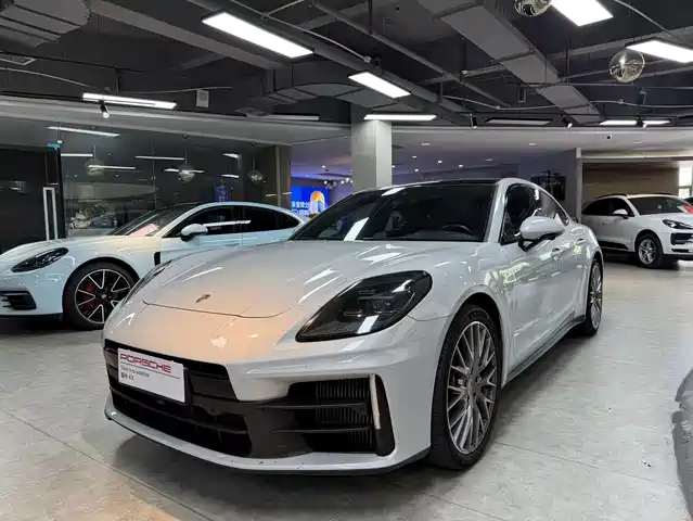 Porsche Panamera 2025 — купить из Китая под заказ