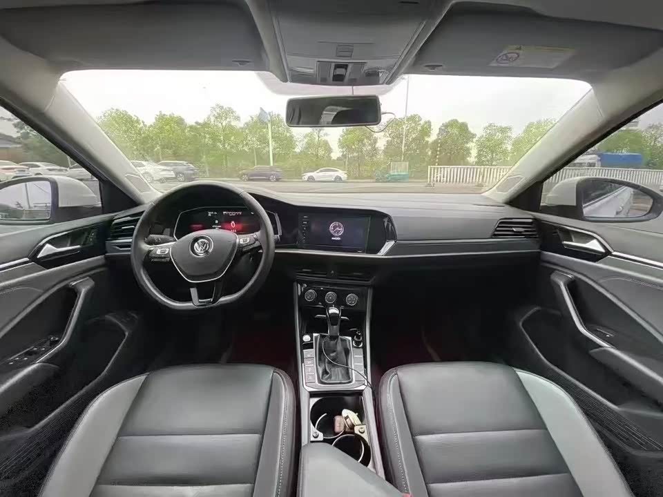 Volkswagen Sagitar Volkswagen Sagitar