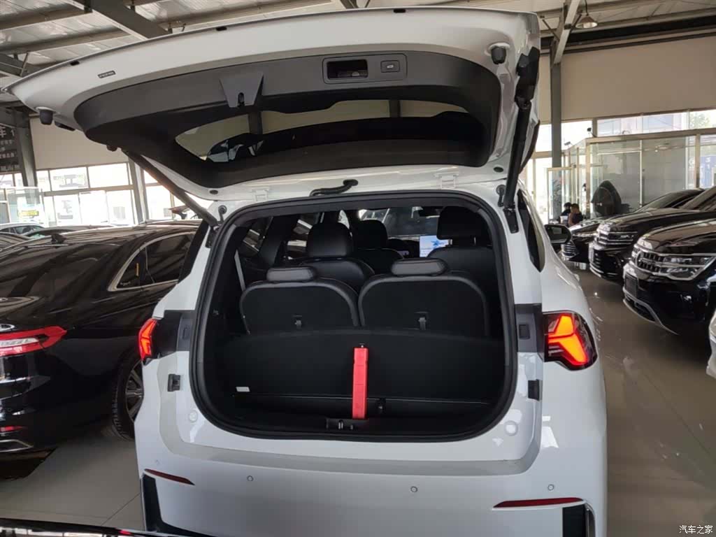 Geely Haoyue, 2024 15