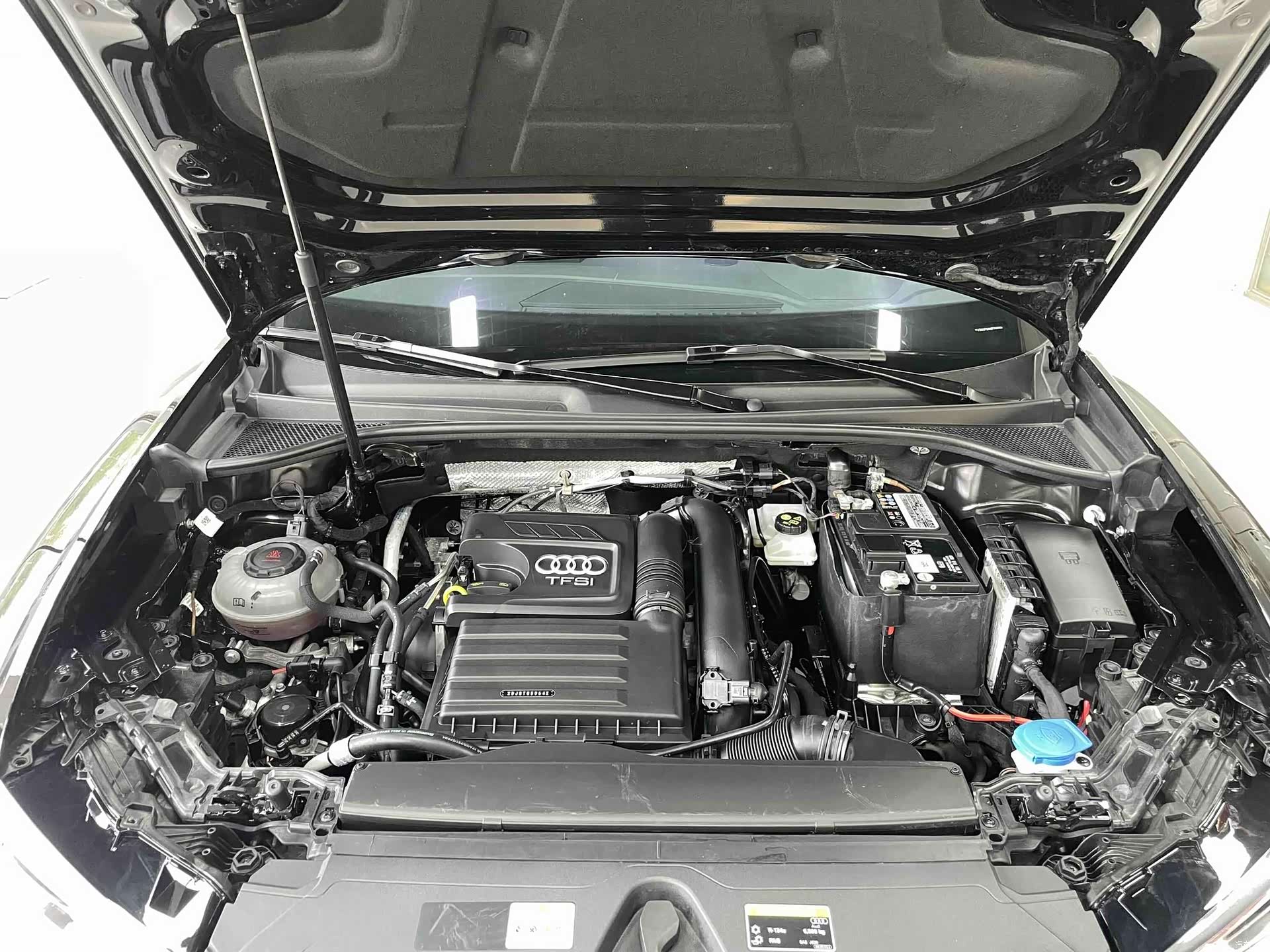 Audi Q3, 2023 14