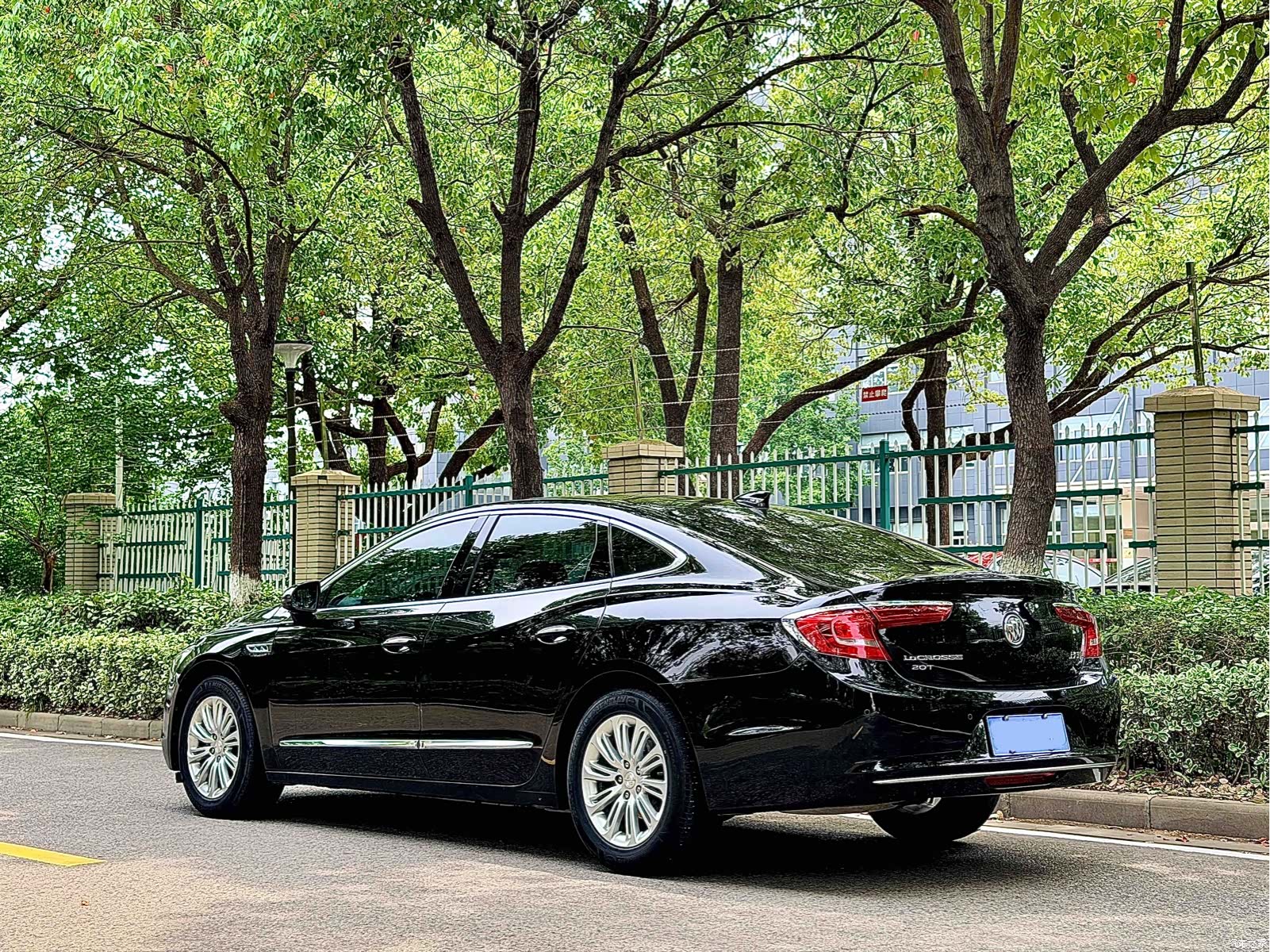 Buick LaCrosse, 2018 3
