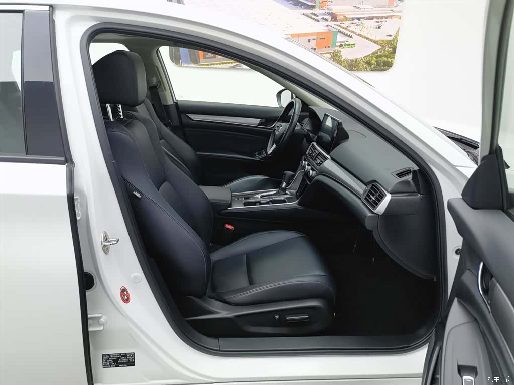 Honda Accord, 2019 23