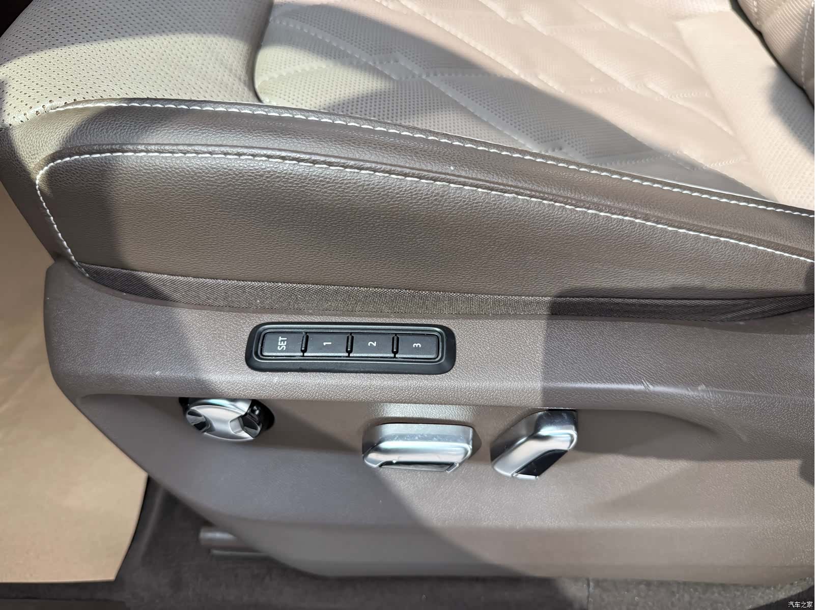 Volkswagen Viloran, 2022 12
