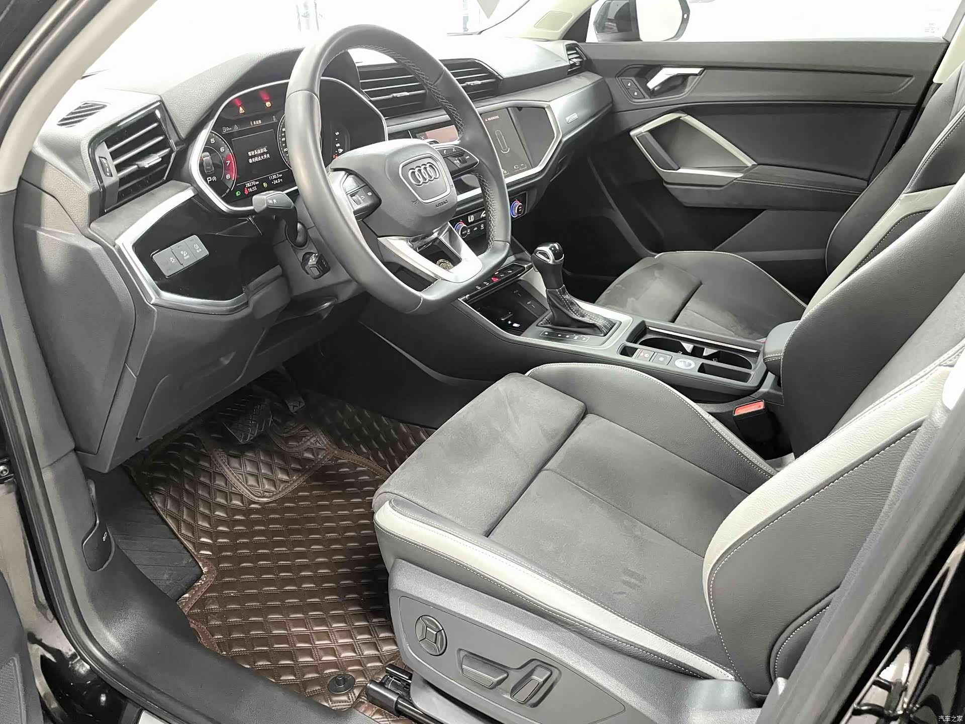 Audi Q3, 2023 7