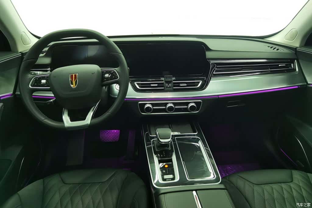 Hongqi HS5, 2024 12