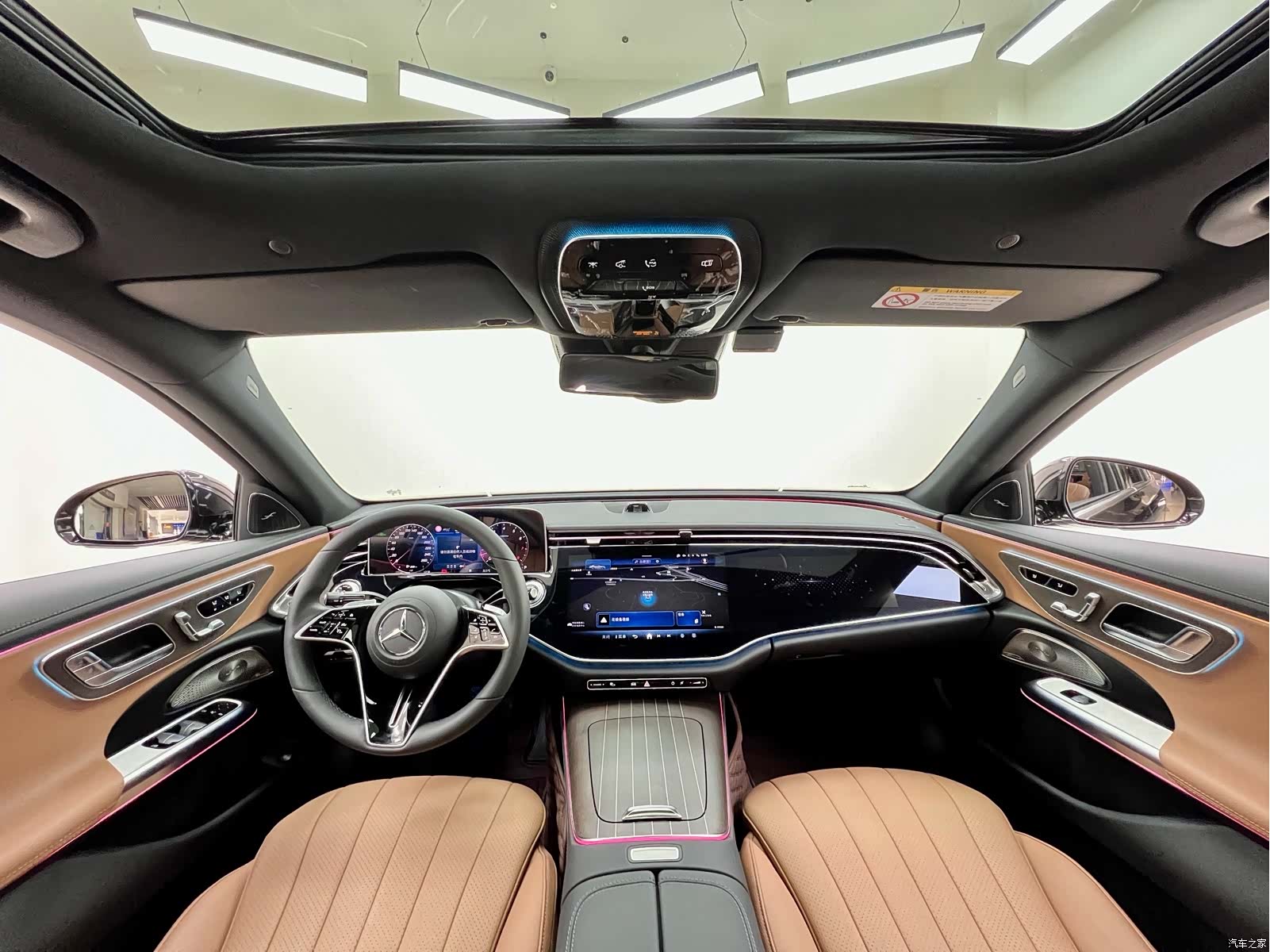Mercedes-Benz E-Class, 2024 15