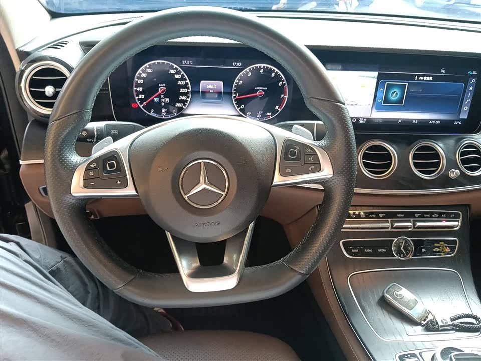 Mercedes-Benz E-class Mercedes-Benz E-class