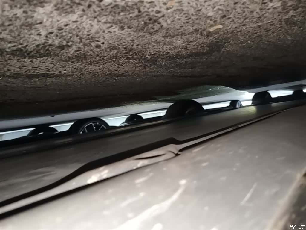 Tesla Model 3, 2025 21