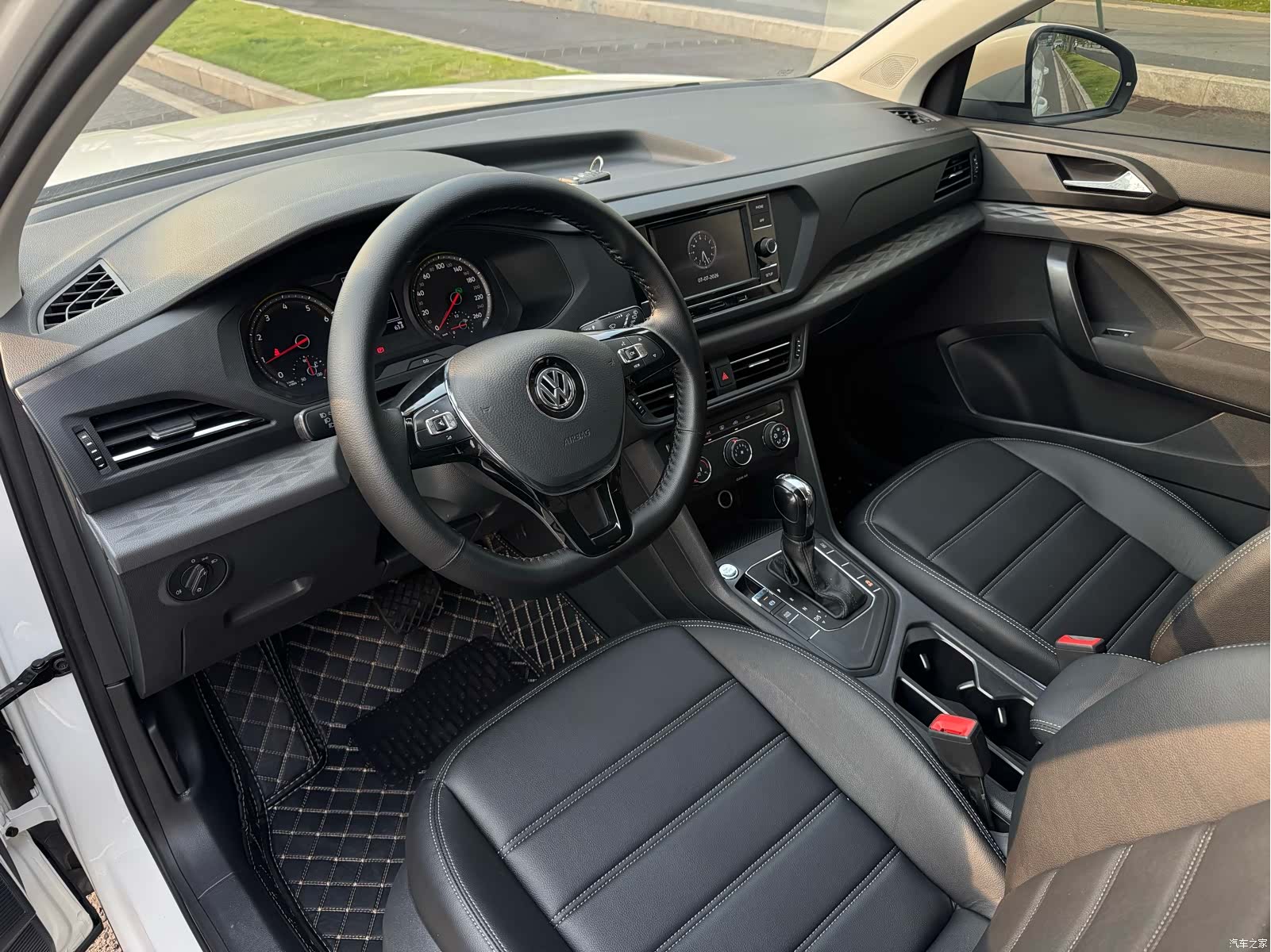 Volkswagen Tharu, 2020 3