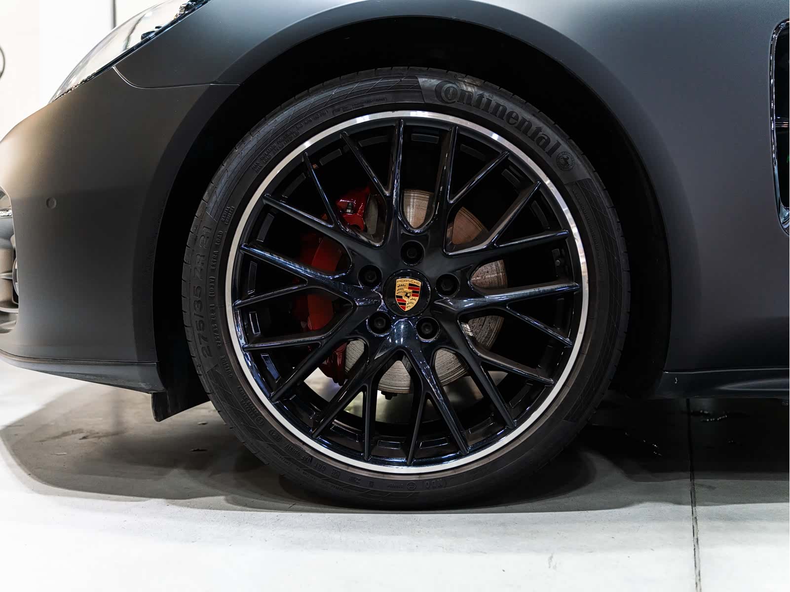 Porsche Panamera, 2022 все фото