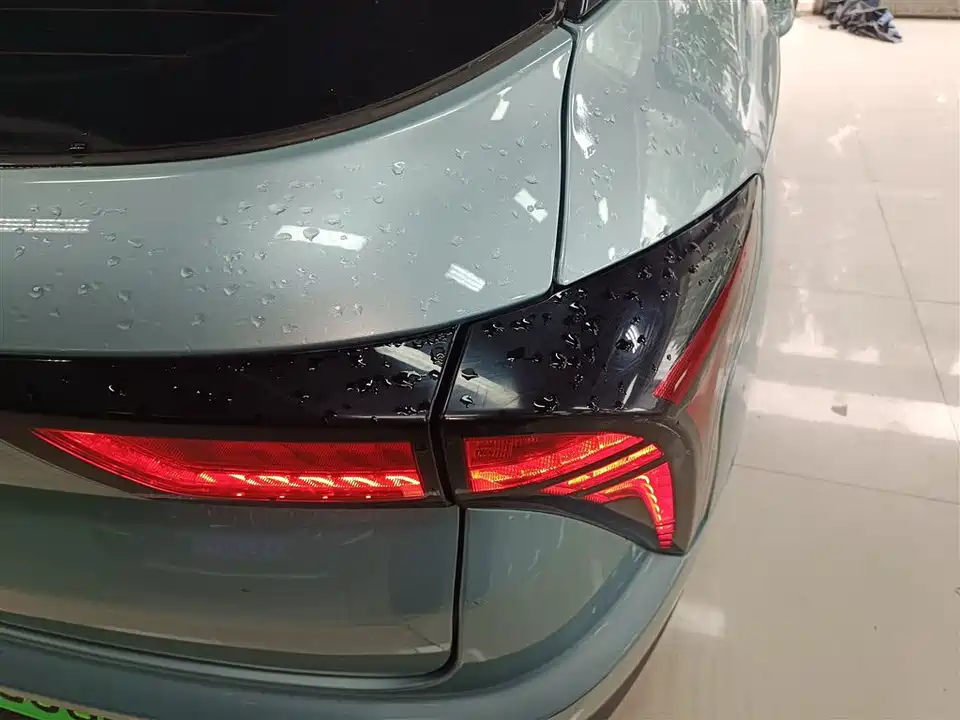 Neta Nezha V