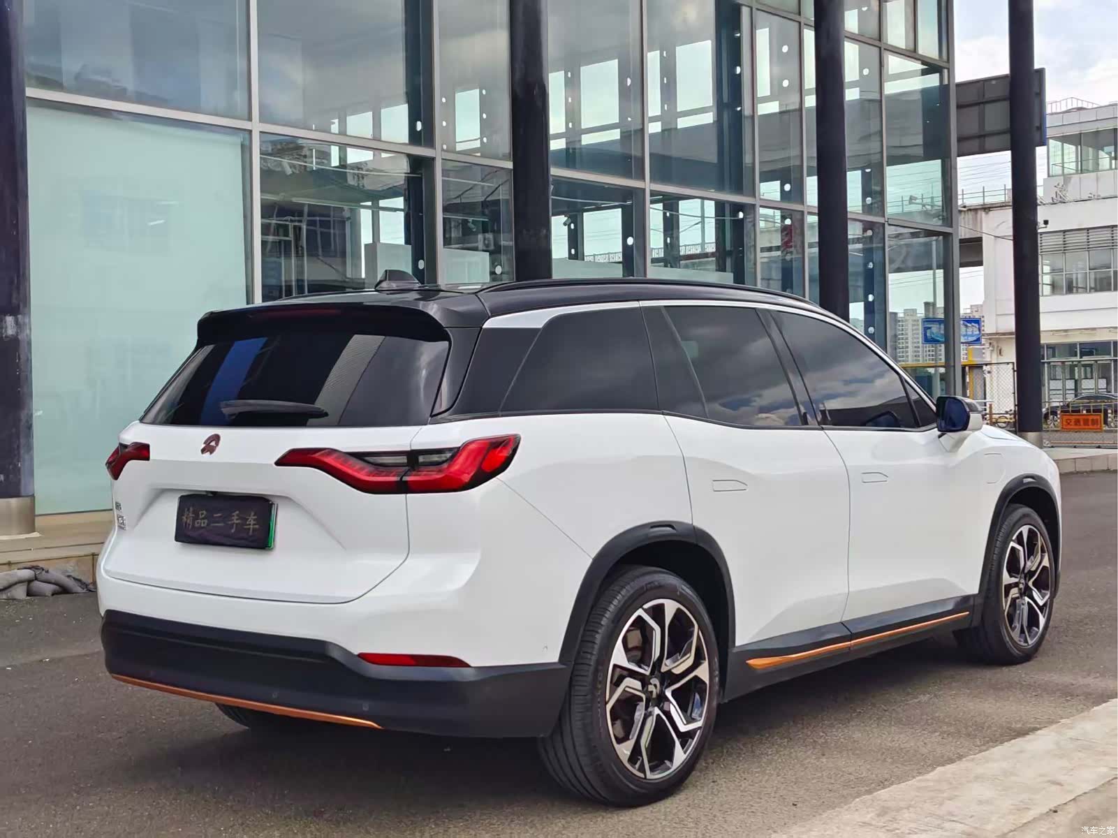 NIO ES8, 2018 9