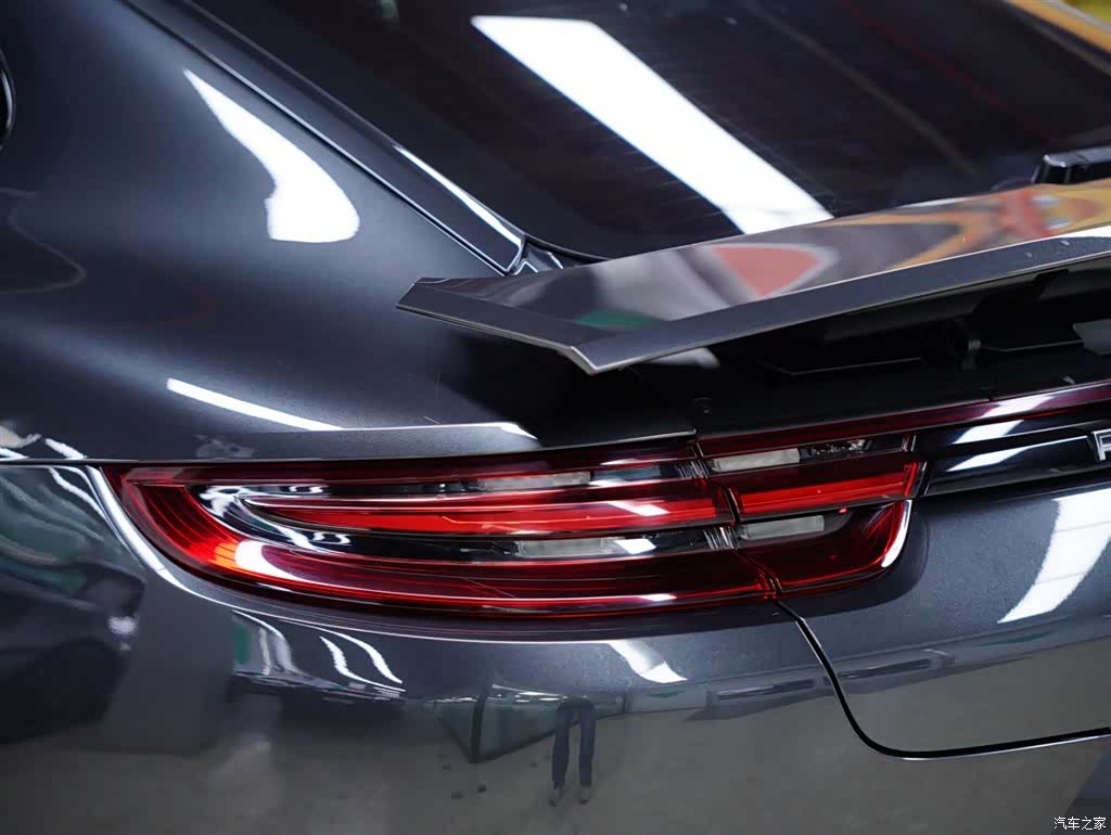 Porsche Panamera, 2017 3
