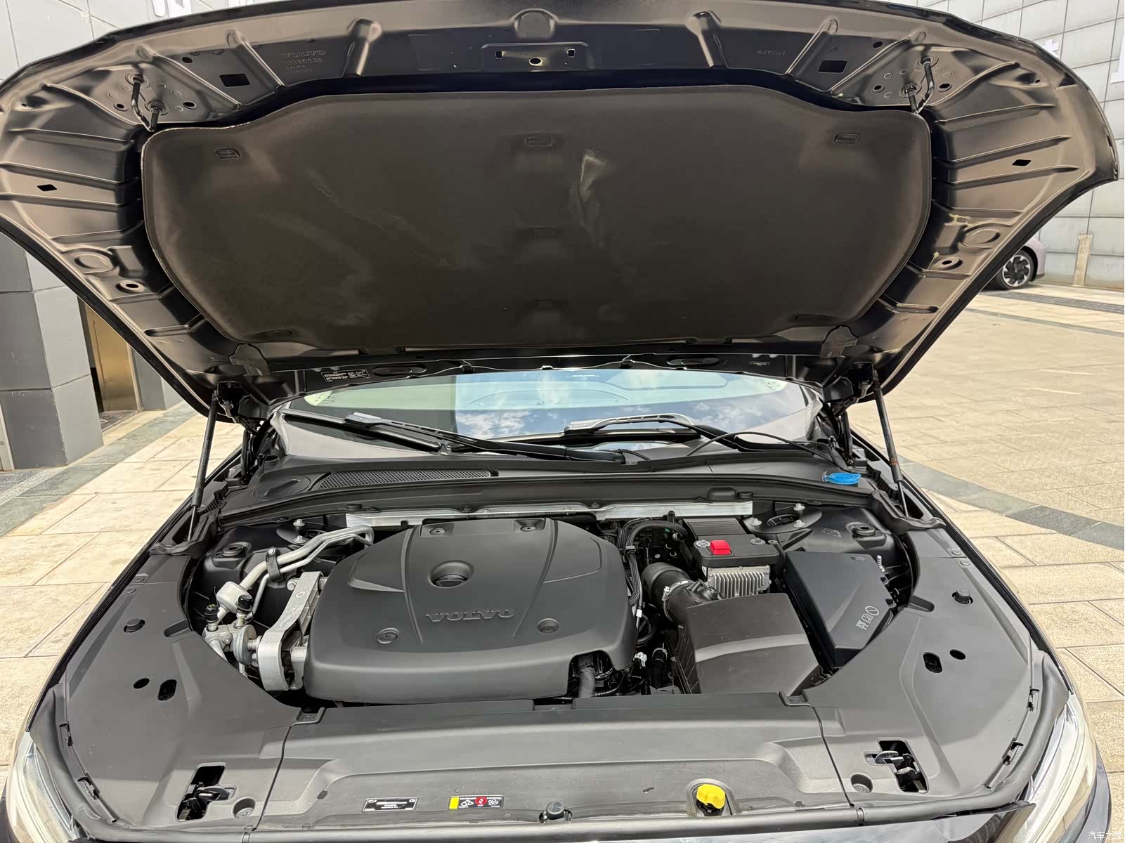 Volvo S90, 2018 11