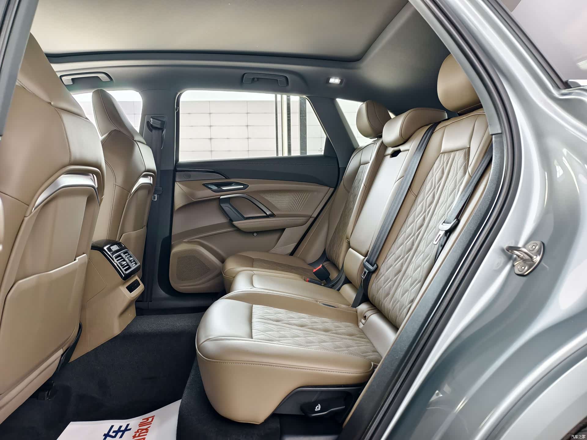 Audi Q5L, 2025 7