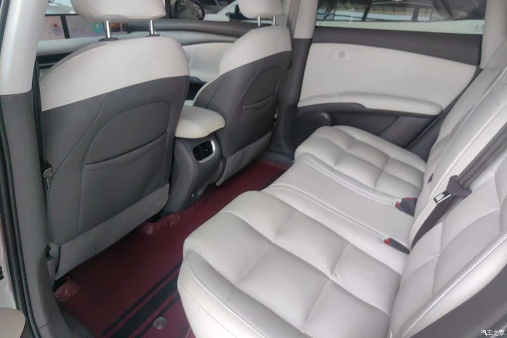 IM Motors LS6, 2024 11