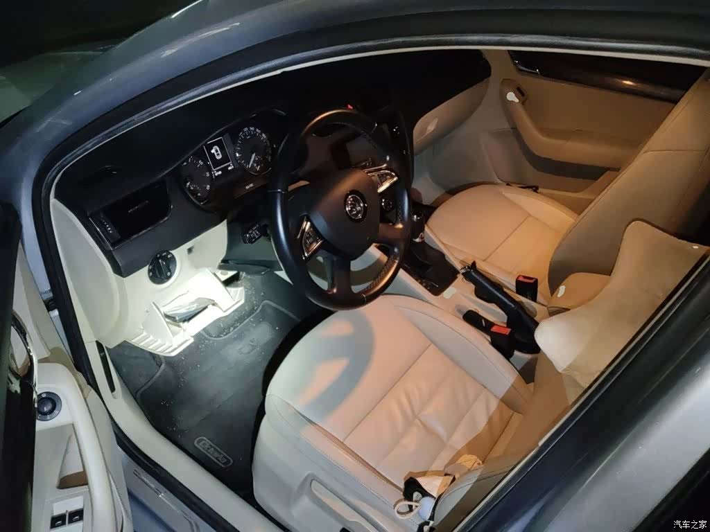 Skoda Octavia, 2014 14