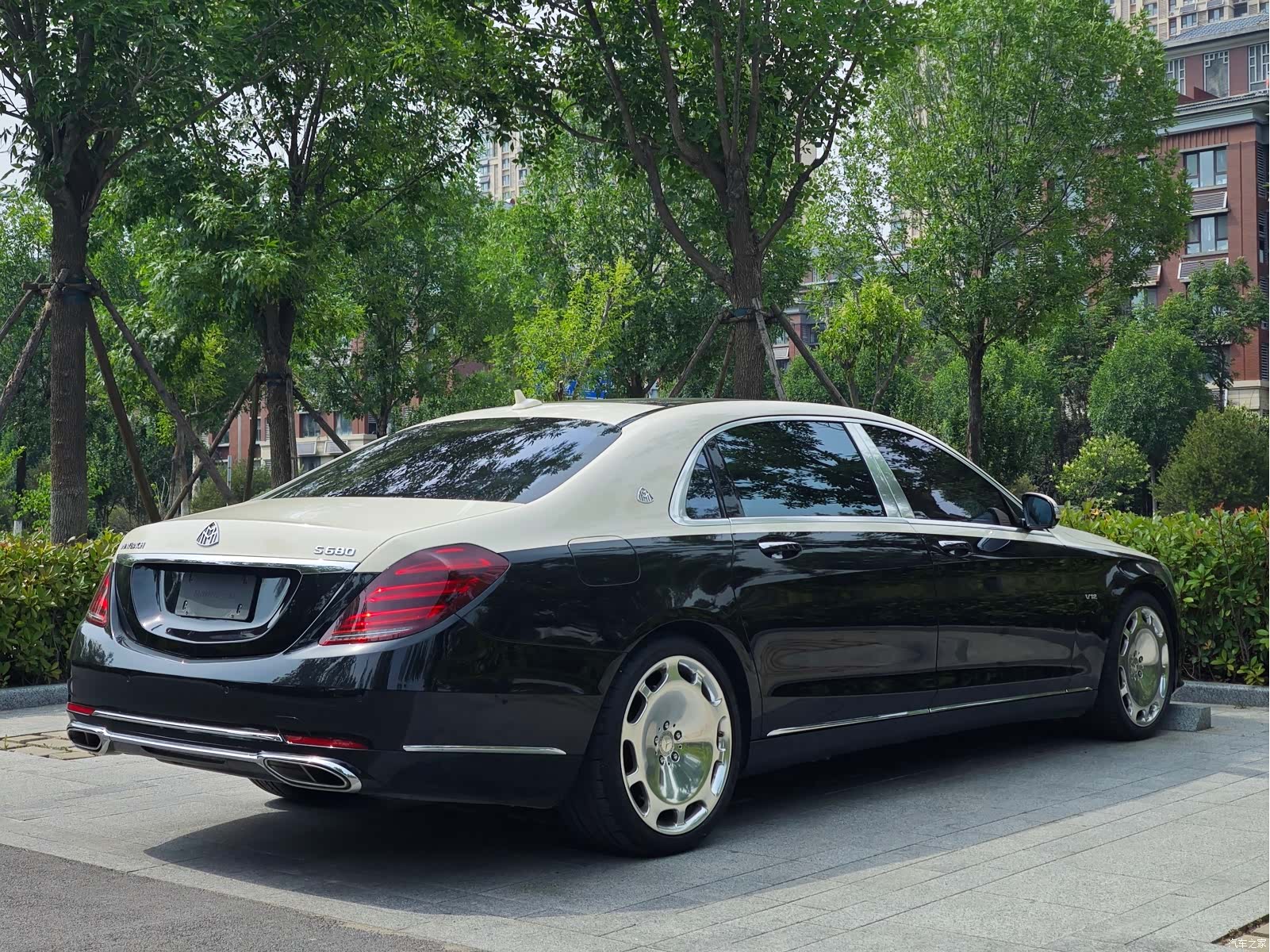 Maybach S-Class, 2016 4