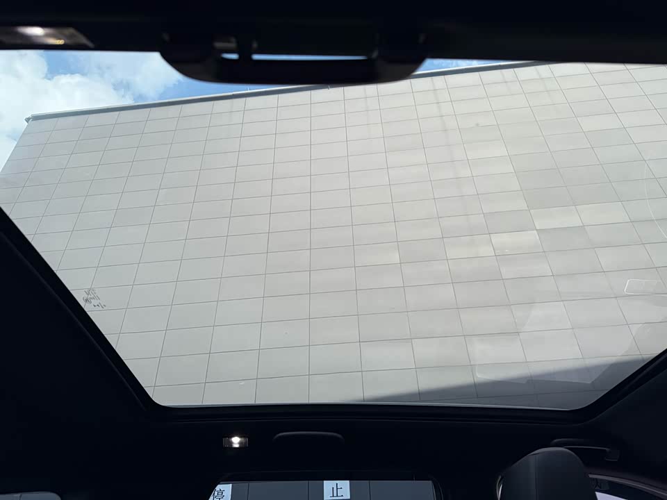 Land Rover Discover sports