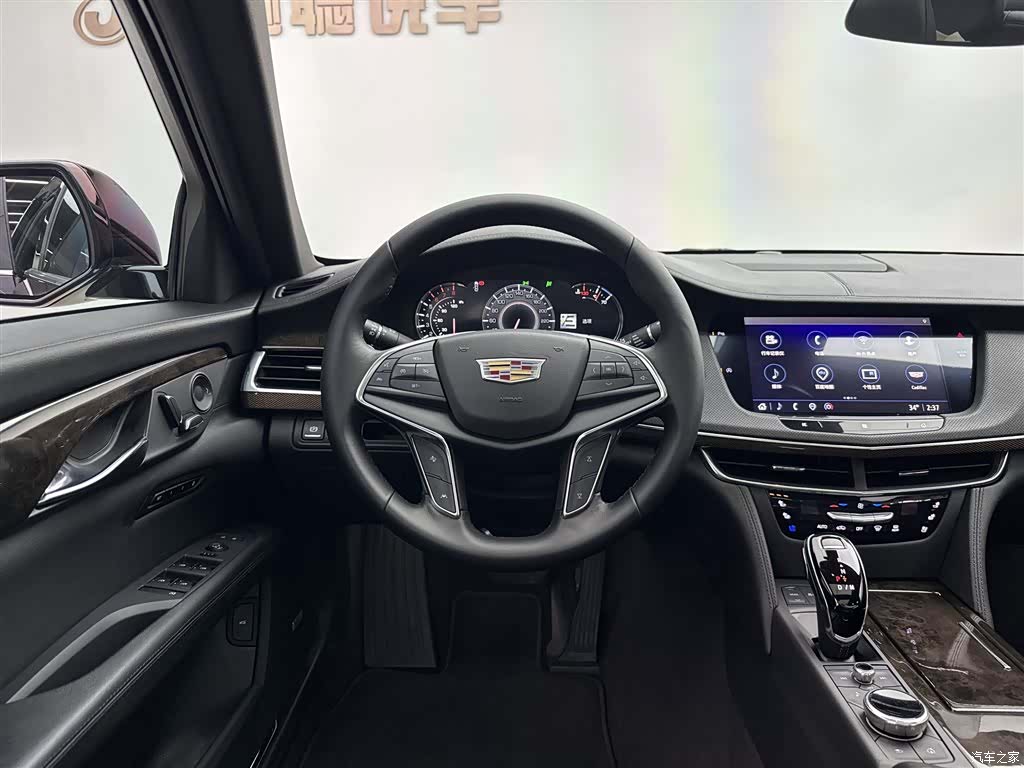 Cadillac CT6, 2022 9