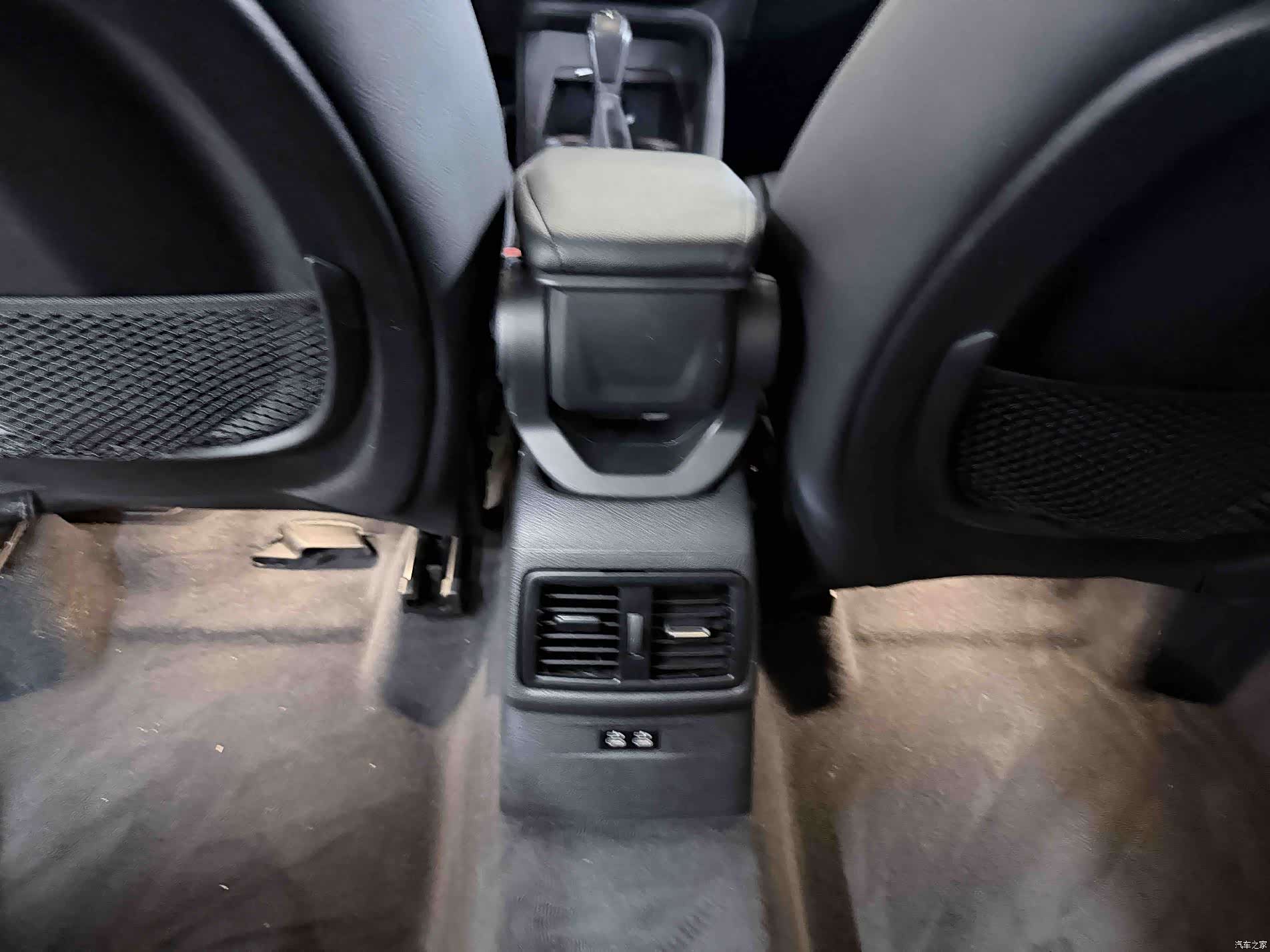 BMW X1, 2019 11
