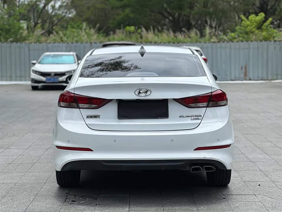 Hyundai Lead Hyundai Lead