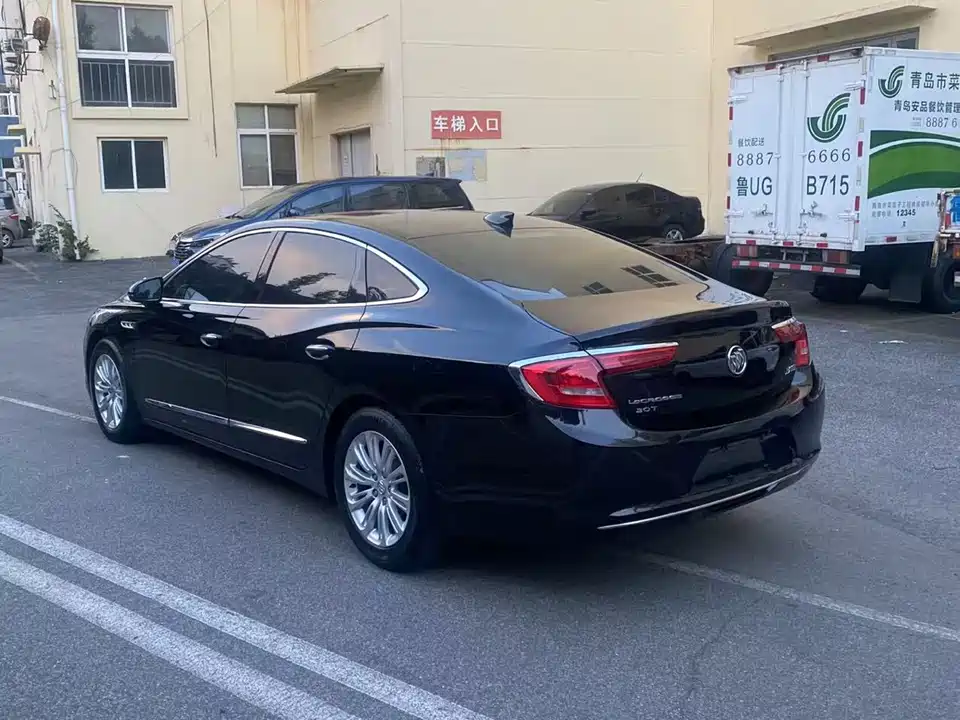 Buick Lacrosse