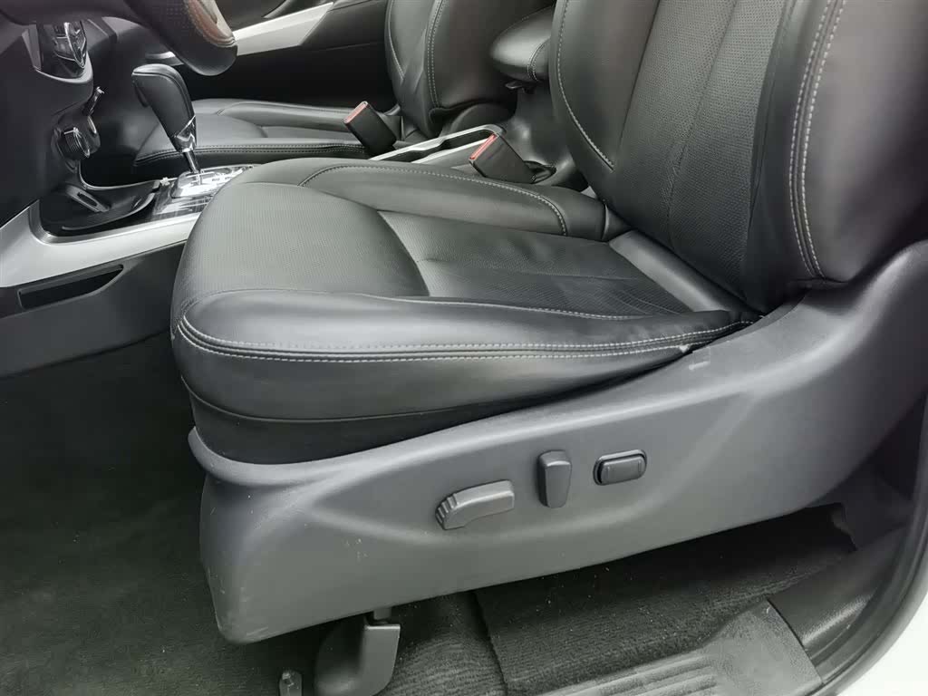 Nissan Terra, 2020 20