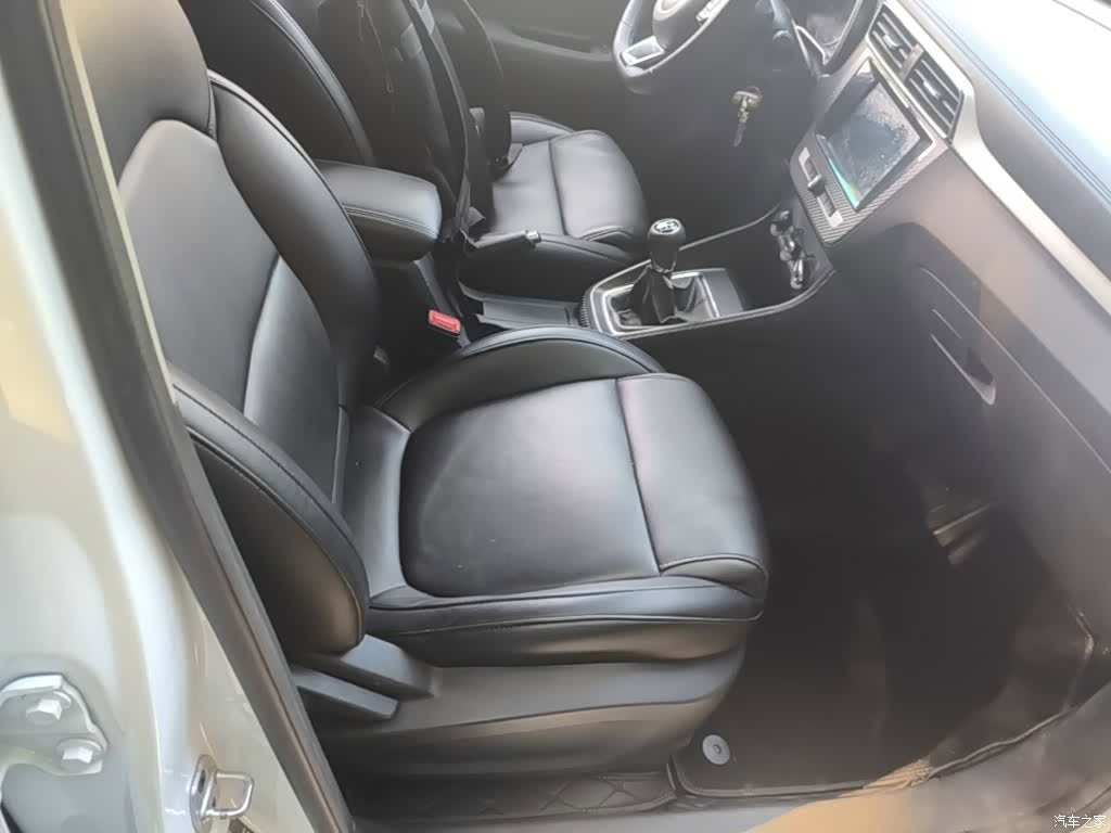 MG ZS, 2018 25