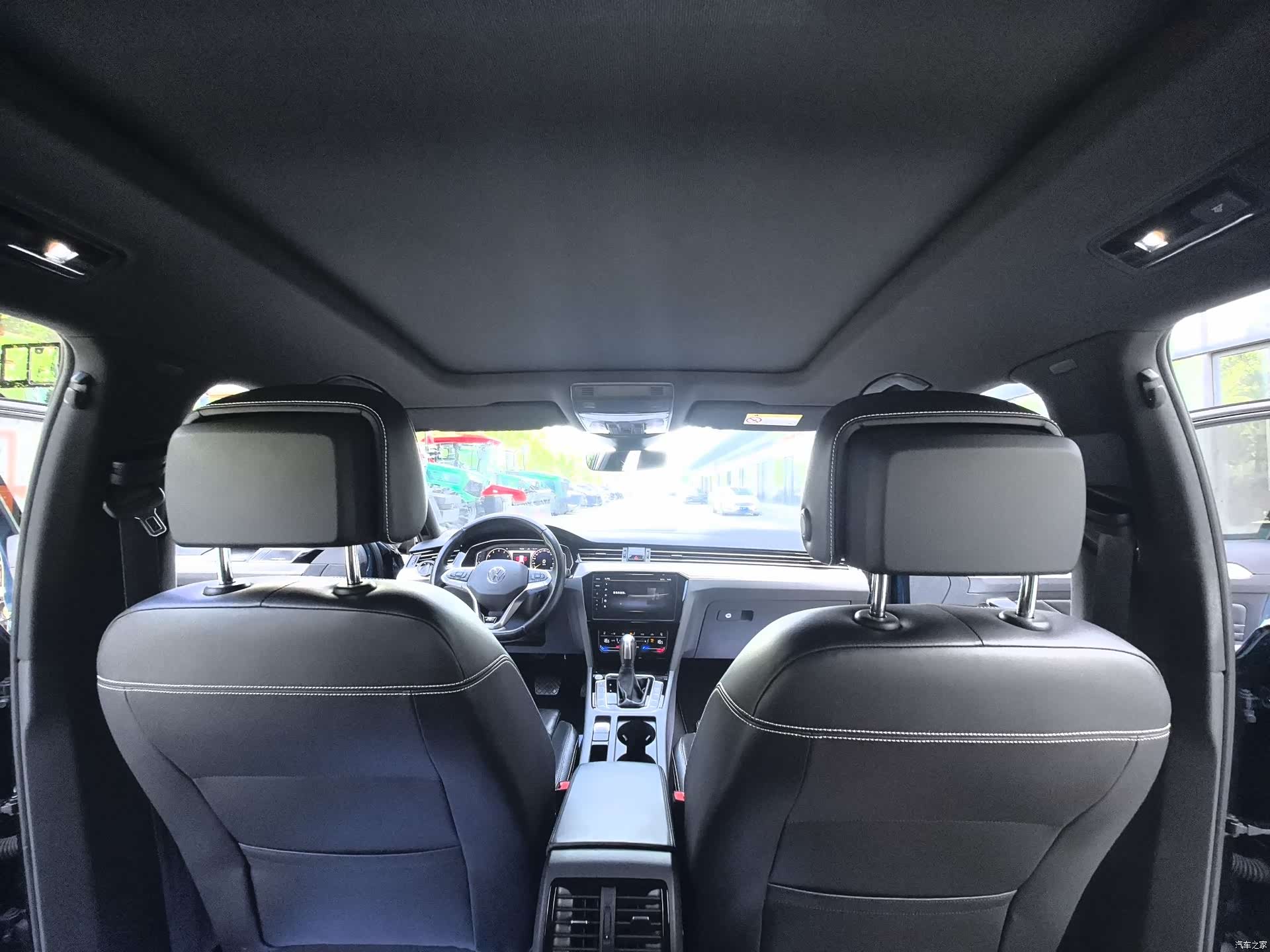 Volkswagen Variant, 2022 21