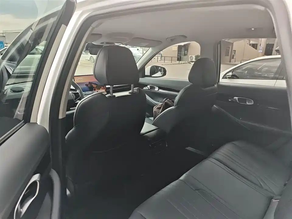 Geely Galaxy Galaxy E5