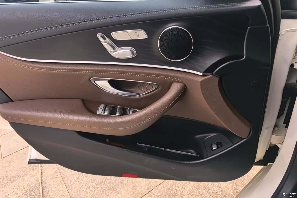 Mercedes-Benz E-Class, 2019 7